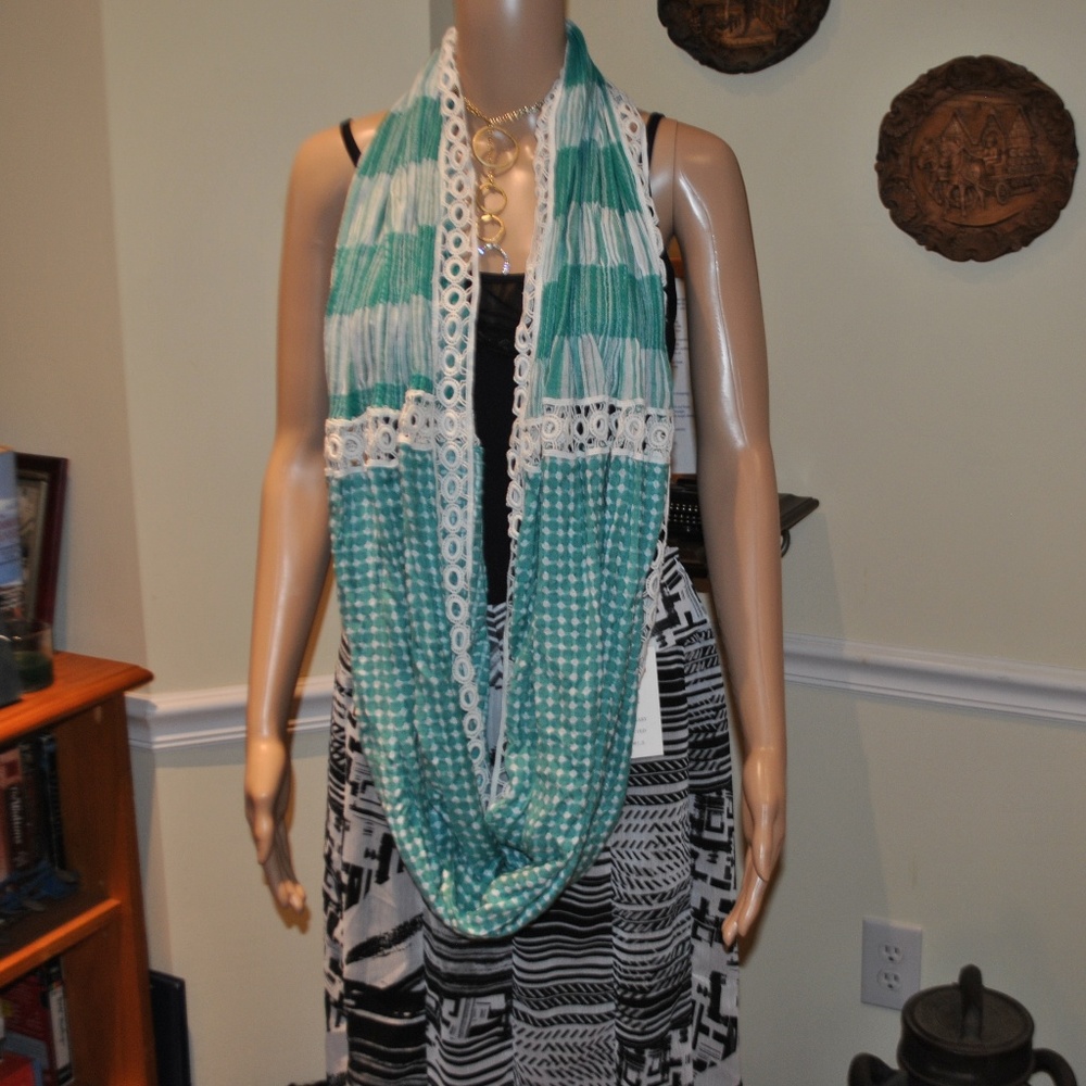 Rising Tide summer scarf nwt